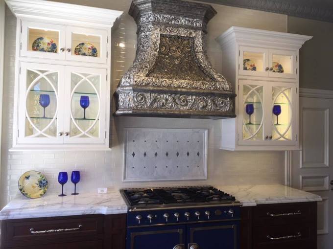 World-class Peter Salerno Inc. kitchen design in the new Peter Salerno Inc. boutique showroom in Mendham, NJ.